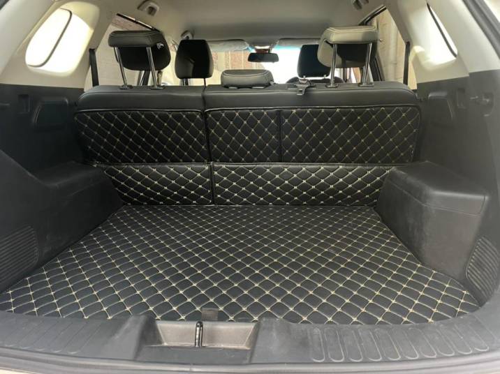 driveXtras Car Boot Mat For Maruti Suzuki Swift 2018 - 2022: Diamond Series